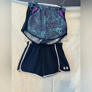 Lot Of 2 Athletic Shorts Under Armour Running Women’s Size XSmall Black Purple
